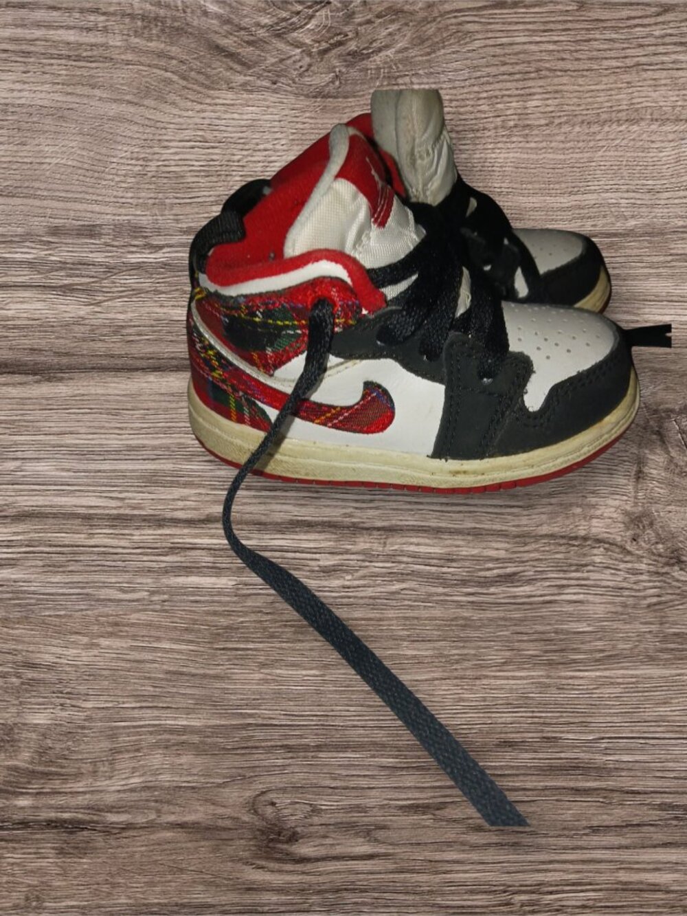 Nike Air Jordan 1 Mid Plaid Toddler Sneakers Size 5C Black Red White